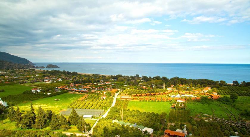 Maji Village Çıralı Luaran gambar